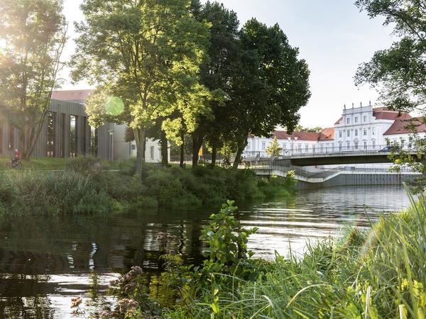 Havel und Schloss Oranienburg