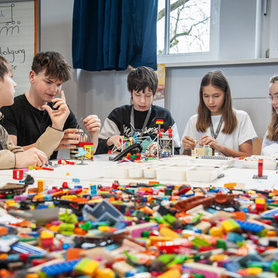 In 15 verschiedenen Workshops haben sich Jugend, Politik, Verwaltung und Fachkr&auml;fte &uuml;ber Ideen f&uuml;r Oranienburg ausgetauscht.