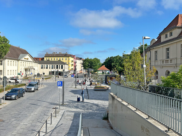Rund um den Oranienburger Bahnhofsplatz m&uuml;ssen Nacharbeiten durchgef&uuml;hrt werden.