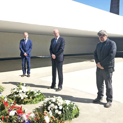 Kranzniederlegung 75. Jahrestag der Befreiung des KZ Sachsenhausen