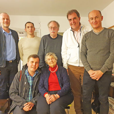 Zu Besuch bei der Holocaust-�berlebenden Regina Steinitz in Tel Aviv. Mit ihrem erst im letzten Jahr verstorbenen Mann Zwi Steinitz berichtete sie als Zeitzeugin oft in deutschen Schulen, mehrmals auch in Oranienburg.