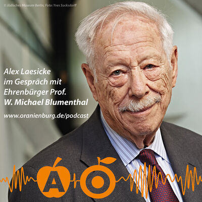 Alex Laesicke im Gespr&auml;ch mit Ehrenb&uuml;rger Prof. W. Michael Blumenthal