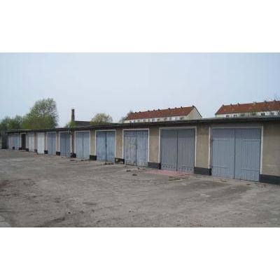 Ein Garagenkomplex im Stadtgebiet von Oranienburg.
