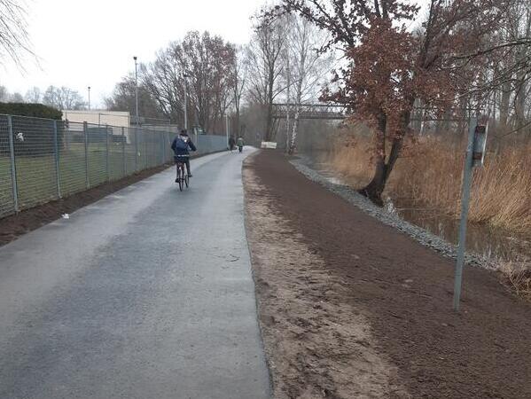 Radeln entlang der Havel jetzt fast durchg�ngig m�glich, ein weiterer Abschnitt ist freigegeben.