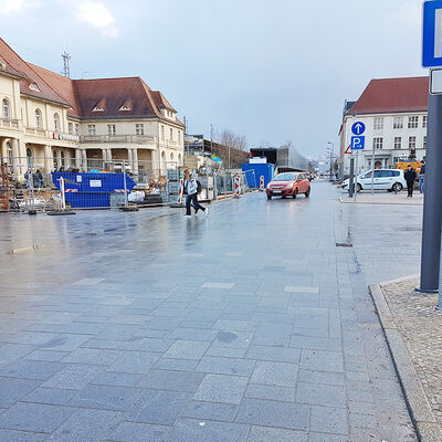 Stralsunder Stra&szlig;e am Bahnhof wieder freigegeben