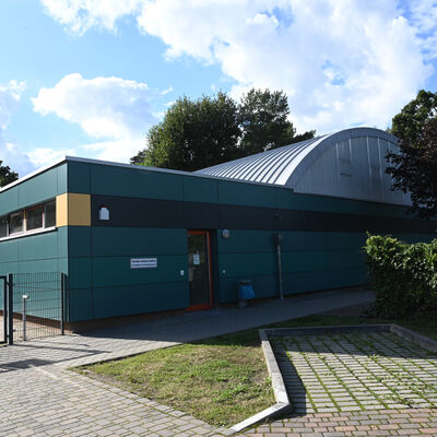 Oranienburg Sporthalle Waldschule Au&szlig;en