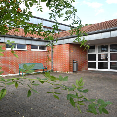 Oranienburg Sporthalle Schloss Au&szlig;enansicht