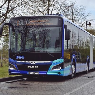Ein Bus der Oberhavel Verkehrsgesellschaft (OVG).