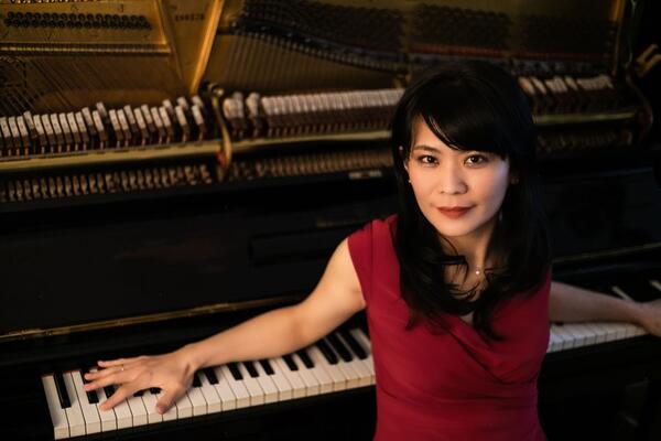 Eri Mantani aus Japan spielt in der Oranienburger Nicolai-Kirche