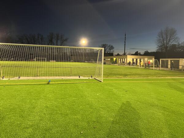 Viel mehr Platz zum Kicken: Das neue Spielfeld erweitert den Zehlendorfer Sportplatz.