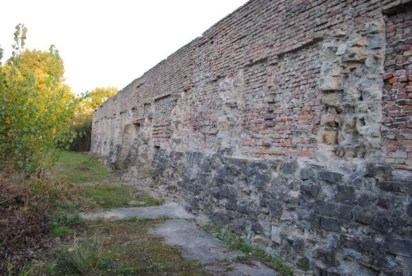 Der Gedenkort f�r das KZ Oranienburg in der Berliner Stra�e wird neu aufgewertet.