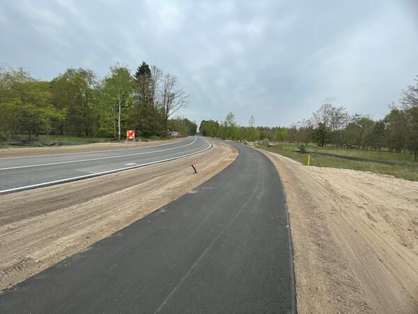Neue Radwegeverbindung in den Gewerbepark S�d fertiggestellt