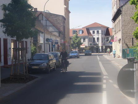 So geht richtig Radfahren in der Lehnitzstra&szlig;e