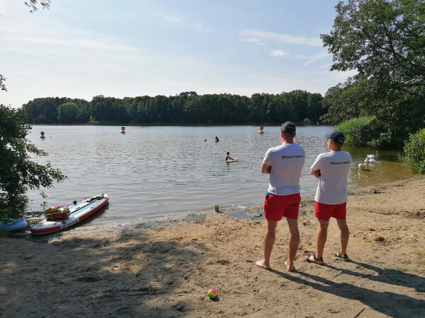 Alles im Blick - DRK Wasserwacht am Lehnitzsee