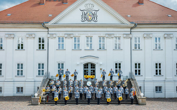 01_02_Heeresmusikkorps