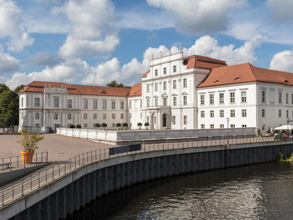 LS_Schloss-Rathaus_170910_STO_0111_LQ_Frank-Sperling_4zu3