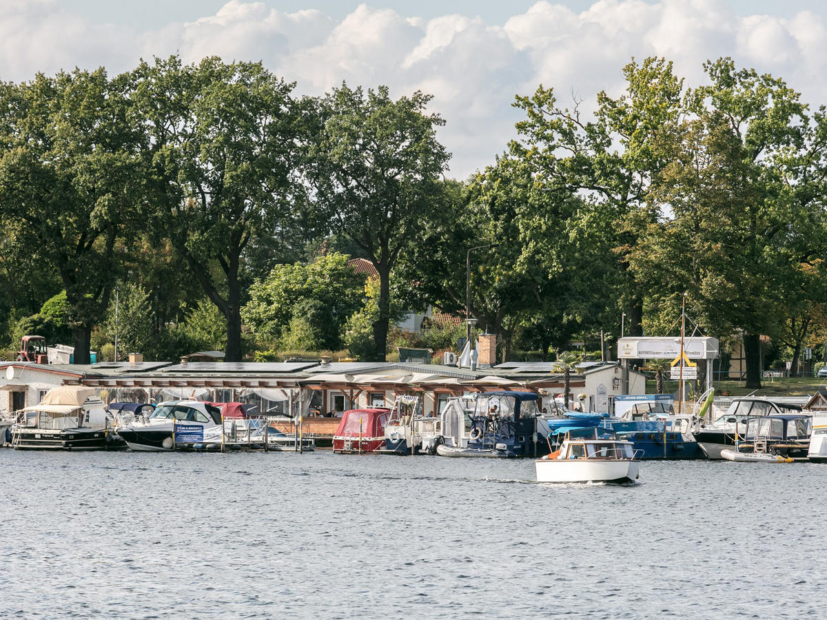 Lehnitzsee-Hafen_2017_Frank-Sperling_4zu3