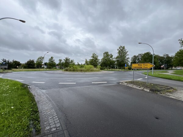 20250805-128_Kreisverkehr Sachsenhausen